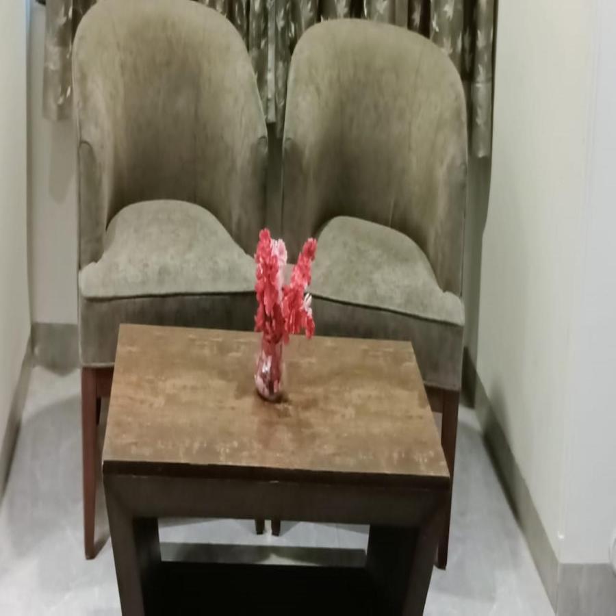 Lavanya Hotel- Near Alipur, Delhi Narela