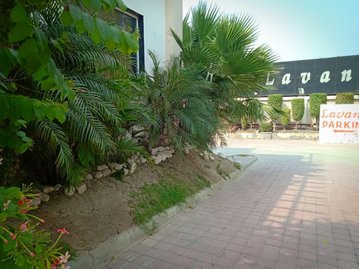 Motel Lavanya Hotel- Near Alipur, Delhi 3*